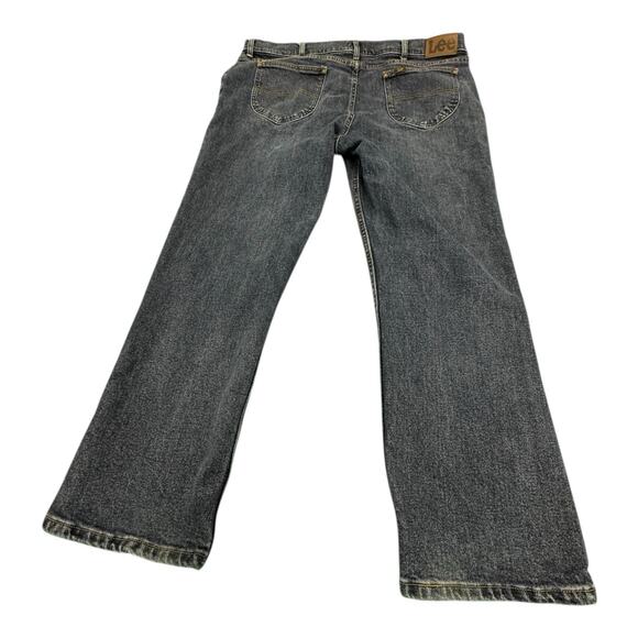 Lee Men’s Straight Regular Fit 42X30 Medium Wash Blue Denim Jeans Lot Of 2 - Picture 9 of 16